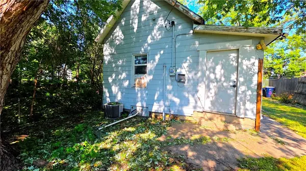 520 N Garland AVE, Kansas City, MO 64120