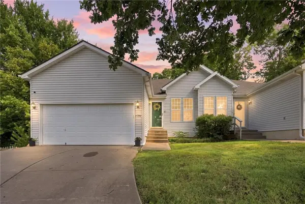 11700 E 85th ST, Raytown, MO 64138