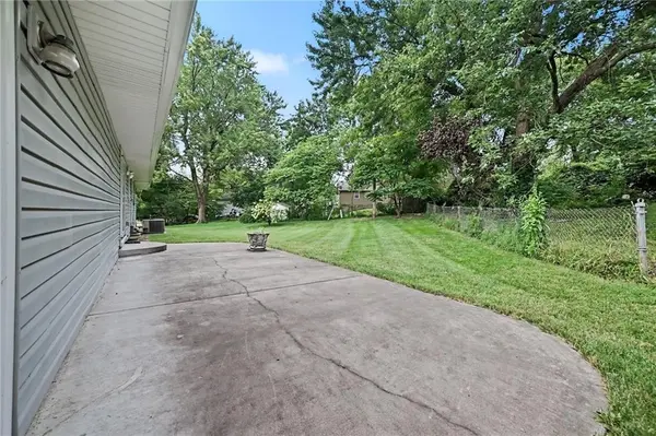 708 Melrose ST, Liberty, MO 64068