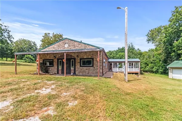 977 NW 1651 RD, Bates City, MO 64011