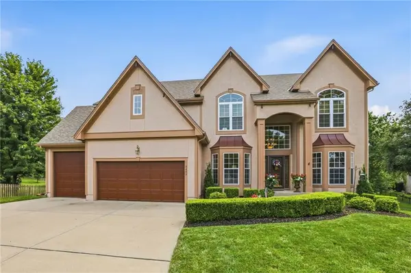2603 SW Winterbrook CIR #SW, Lee's Summit, MO 64081