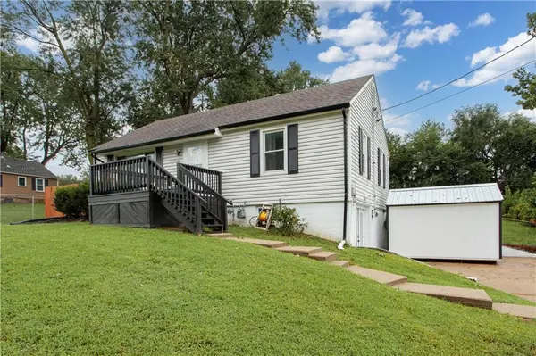 7711 Longwood AVE, Kansas City, KS 66109