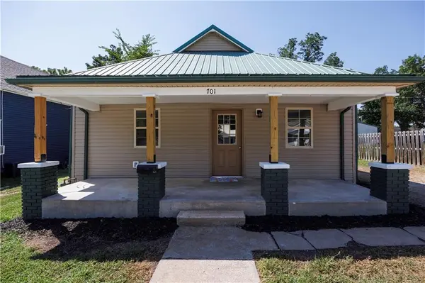 701 Church ST, Neodesha, KS 66757