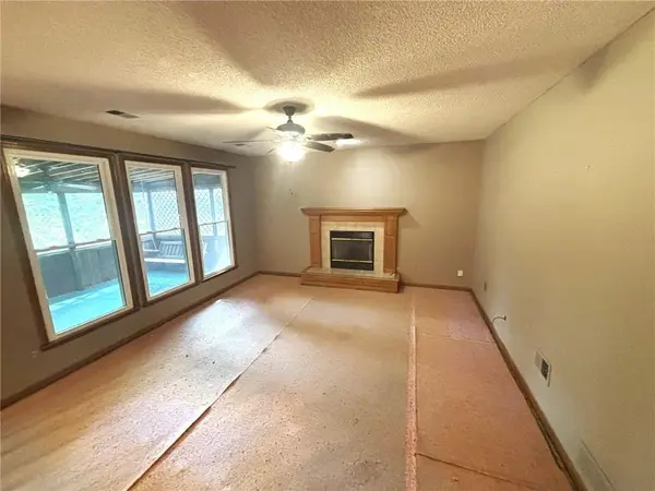 12411 S Alcan ST, Olathe, KS 66062