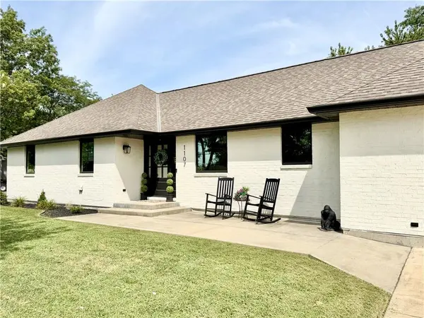 1107 Country Club DR, Butler, MO 64730