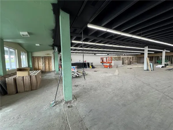 3225 N Belt HWY, St Joseph, MO 64506