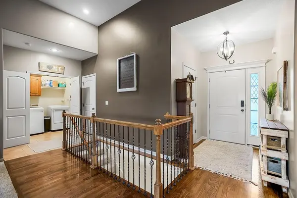 121 S 16th TER, Louisburg, KS 66053