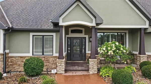 3 Mission Hills DR, St Joseph, MO 64507