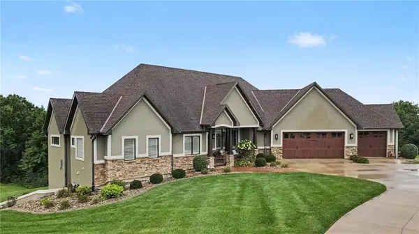 3 Mission Hills DR, St Joseph, MO 64507