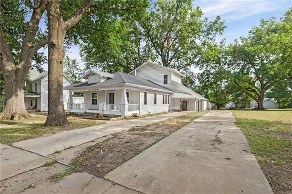 121 Mill ST, Neodesha, KS 66757