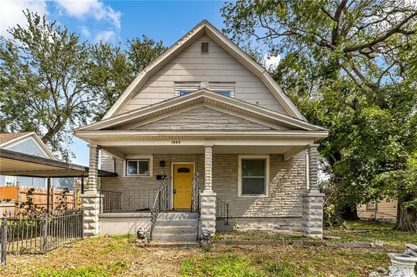 1322 Yecker AVE, Kansas City, KS 66104