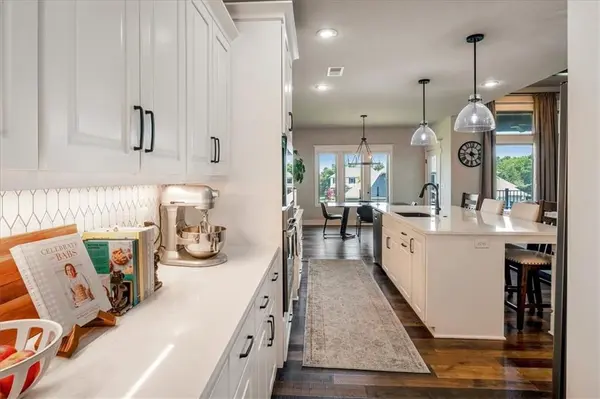 1908 NE Catalina AVE, Lee's Summit, MO 64064