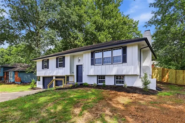 11818 E 62nd TER, Kansas City, MO 64133