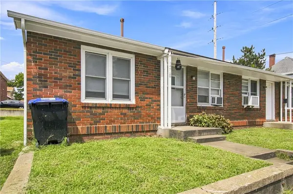 208/210 S Maguire ST, Warrensburg, MO 64093