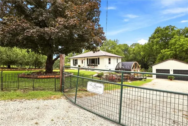 507 E 127th ST, Kansas City, MO 64145