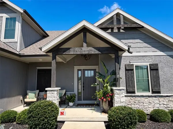 9103 SW 12th ST, Lee's Summit, MO 64064