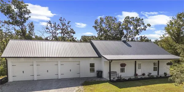 22355 S 1525 RD, Nevada, MO 64772