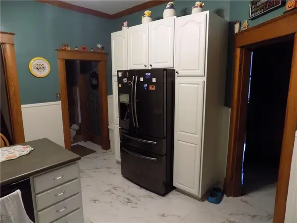 428 N 21st ST, St Joseph, MO 64501