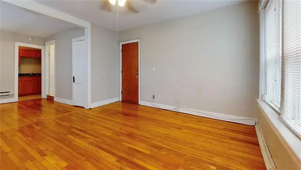 3416 Wyandotte ST, Kansas City, MO 64111