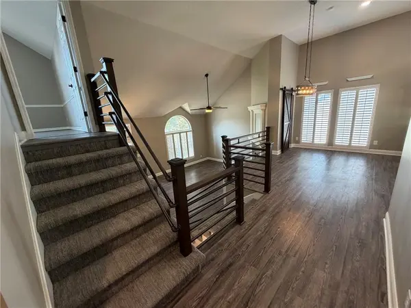 908 SE 15th ST, Lee's Summit, MO 64081