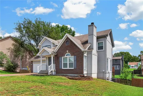6529 NW Hidden Valley RD, Kansas City, MO 64152