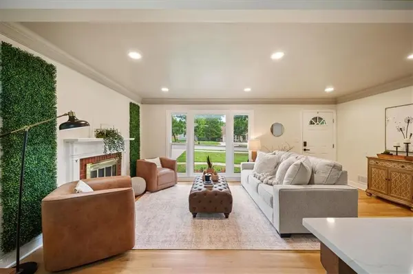 5600 Roe BLVD, Roeland Park, KS 66205