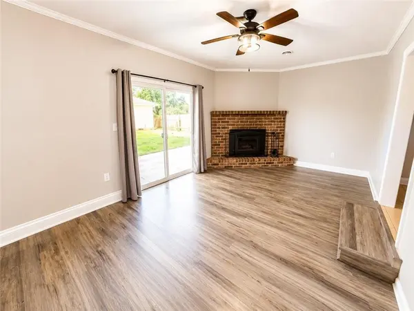 808 S State Route F HWY, Garden City, MO 64747