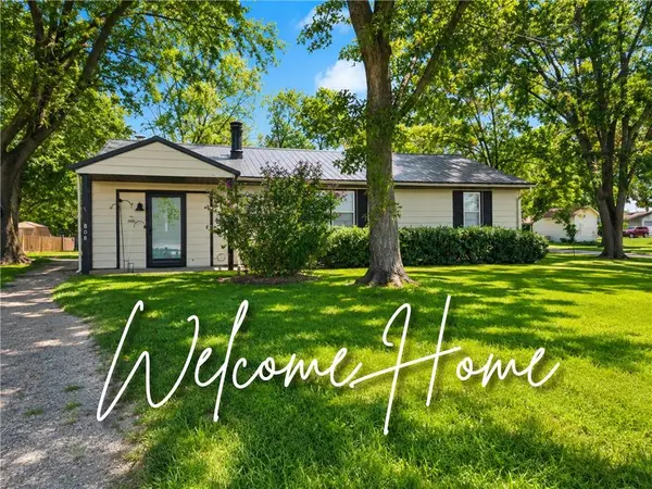 808 S State Route F HWY, Garden City, MO 64747