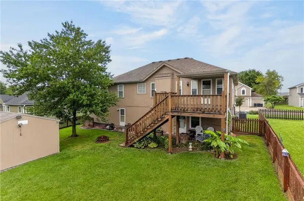 1714 Brooke CT, Kearney, MO 64060
