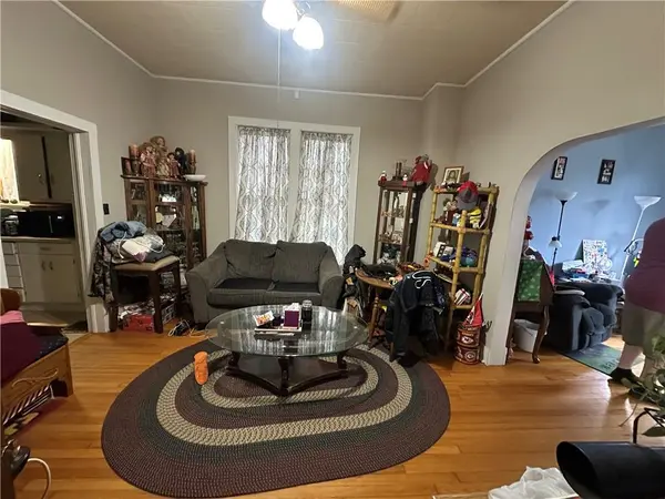 406 W Poulin ST, St Joseph, MO 64501