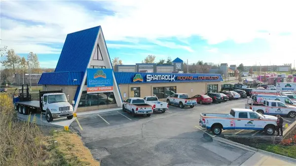 7899 Frontage RD, Overland Park, KS 66204