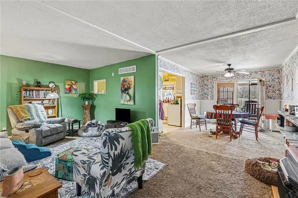 529 N 5 ST, Lacygne, KS 66040