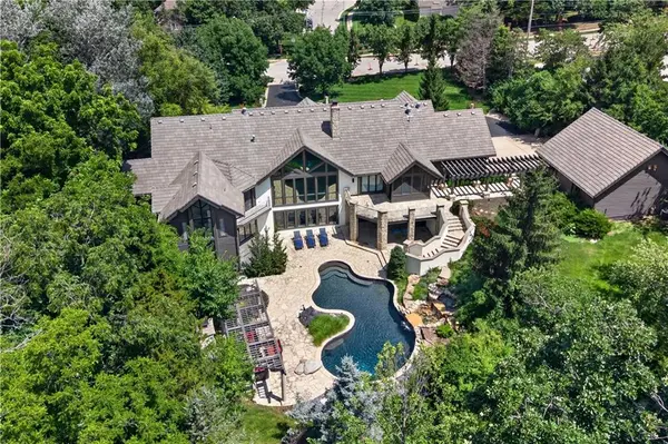 3805 W 123rd ST, Leawood, KS 66209