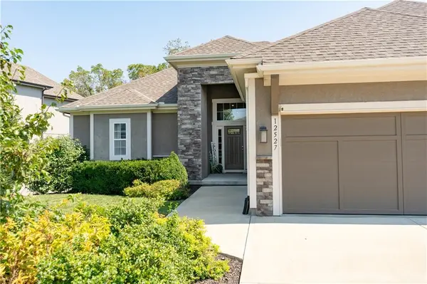 12527 S Hastings ST, Olathe, KS 66061