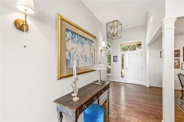 5649 NE Northgate XING, Lee's Summit, MO 64064