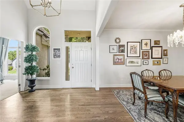 5649 NE Northgate XING, Lee's Summit, MO 64064