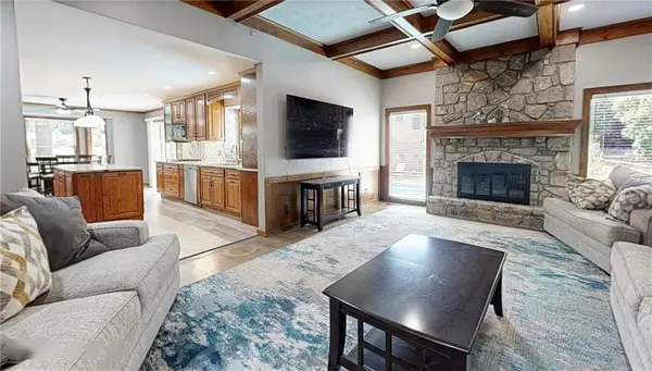 8230 W 99th ST, Overland Park, KS 66212