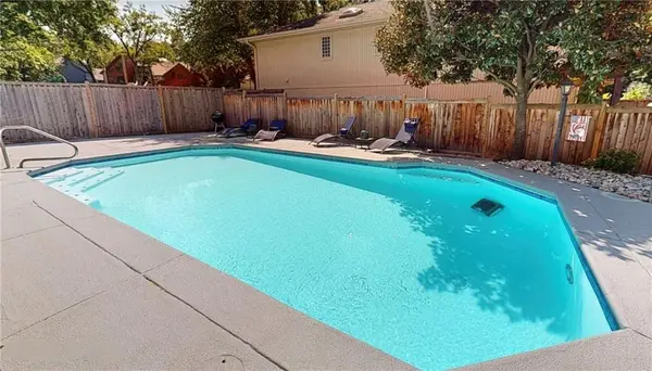 8230 W 99th ST, Overland Park, KS 66212