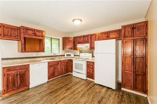 8706 E 91st ST, Kansas City, MO 64134