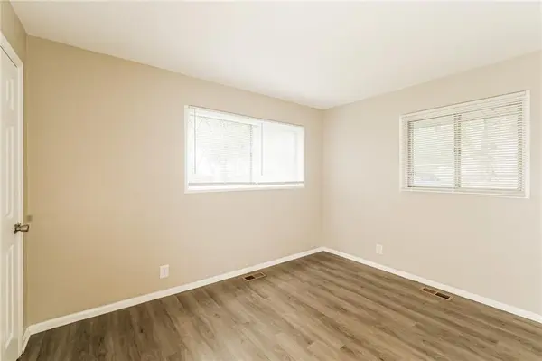 8706 E 91st ST, Kansas City, MO 64134