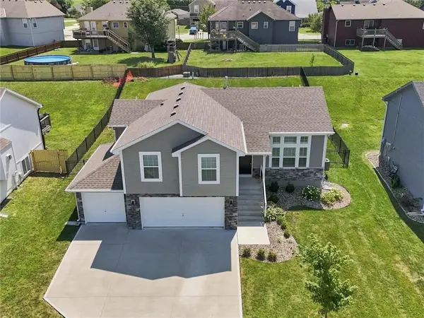800 Wright ST, Pleasant Hill, MO 64080