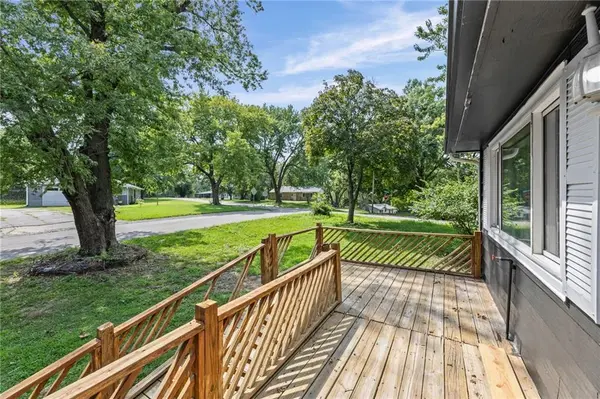 3402 N 70th ST, Kansas City, KS 66109
