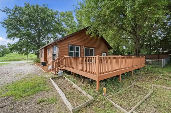 5345 N 115th ST, Kansas City, KS 66109