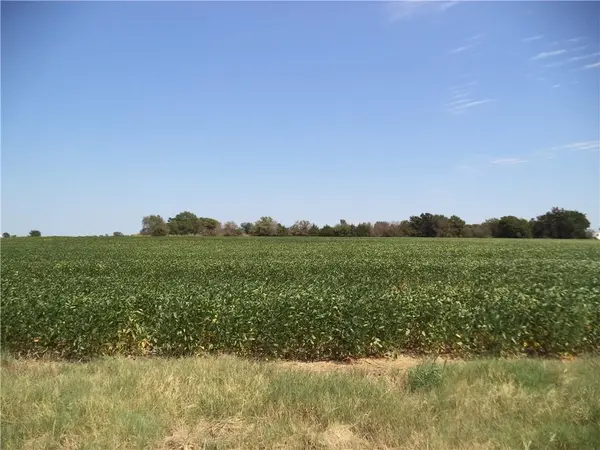 13th Edgemoor ST, Neodesha, KS 66736
