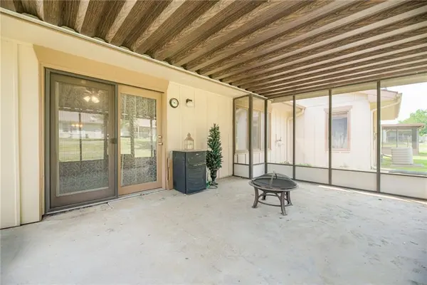 8310 E 190th ST, Belton, MO 64012