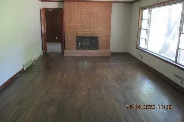 6878 Sni- A- Bar RD, Kansas City, MO 64129
