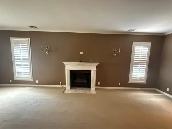 706 W 1st ST, Coffeyville, KS 67337