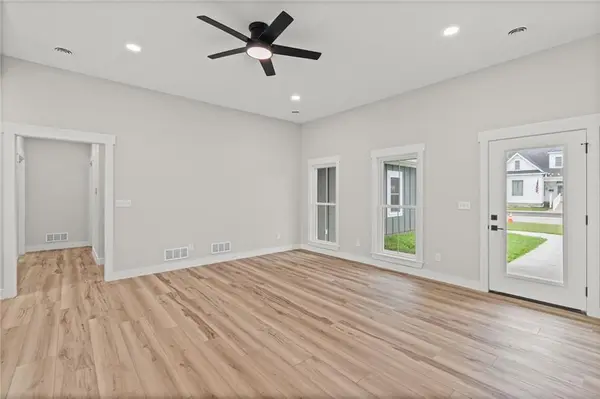 102 E 4th ST, Norborne, MO 64668