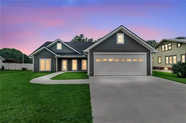 102 E 4th ST, Norborne, MO 64668