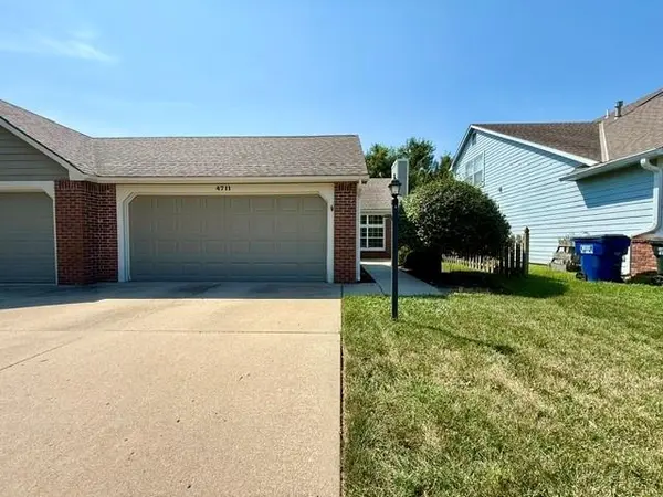 4711 Hearthside DR, Lawrence, KS 66049